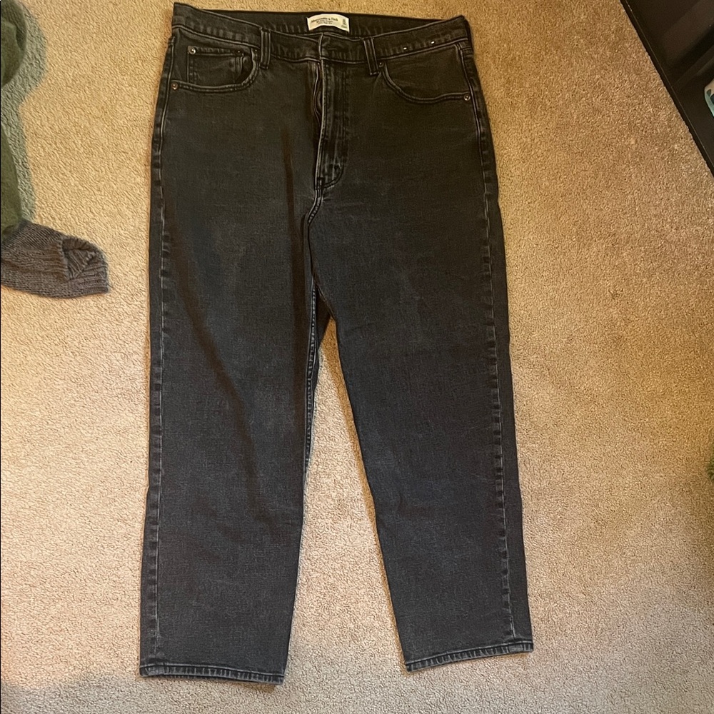 Abercrombie & Fitch Men's Dark Gray Relaxed Jeans